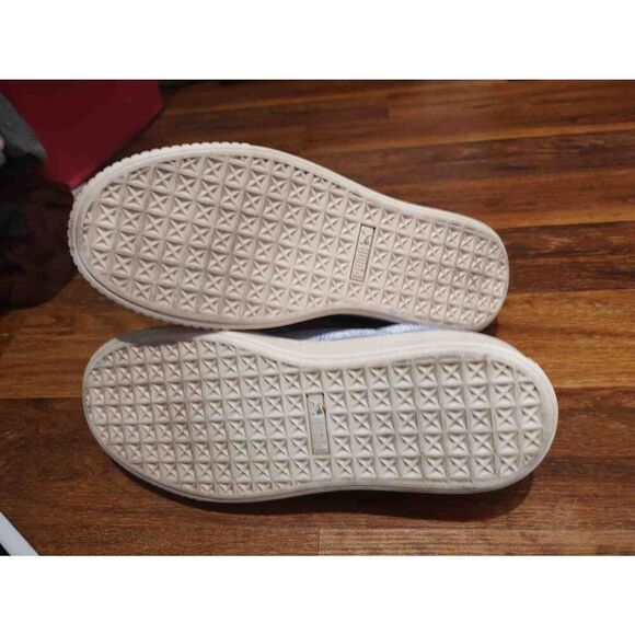 Puma lavender platform suede sneakers size 9.5* - Picture 5 of 7